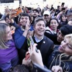 “Vamos a Volver, Vamos a Volver”…