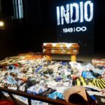 “Las despidas son estos dolores dulces”. Más de un millón de personas acompañaron al Indio. Sin policías, no hubo incidentes.