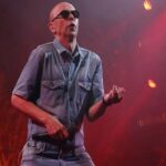 Solo me falta saber… la fecha y el lugar… y allí iré cantando…