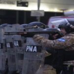 La salvaje represión del gobierno a una manifestación pacífica dejo a 250 heridos y 10 detenidos.