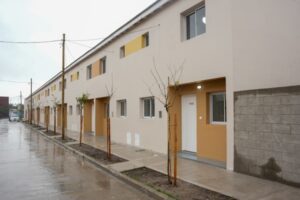 El Estado Bonaerense y el Municipio de Avellaneda continúan con la obra de viviendas que desfinanció el Gobierno Nacional